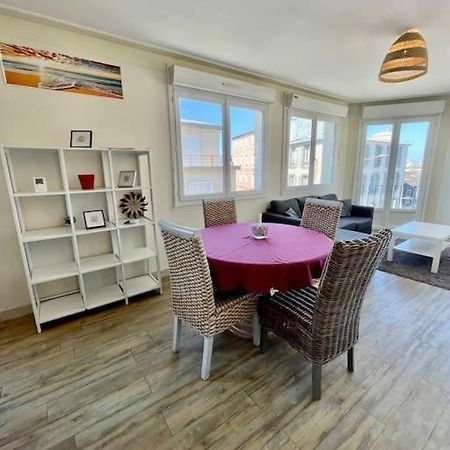 Joli Appartement Centre-Ville Брест Екстериор снимка