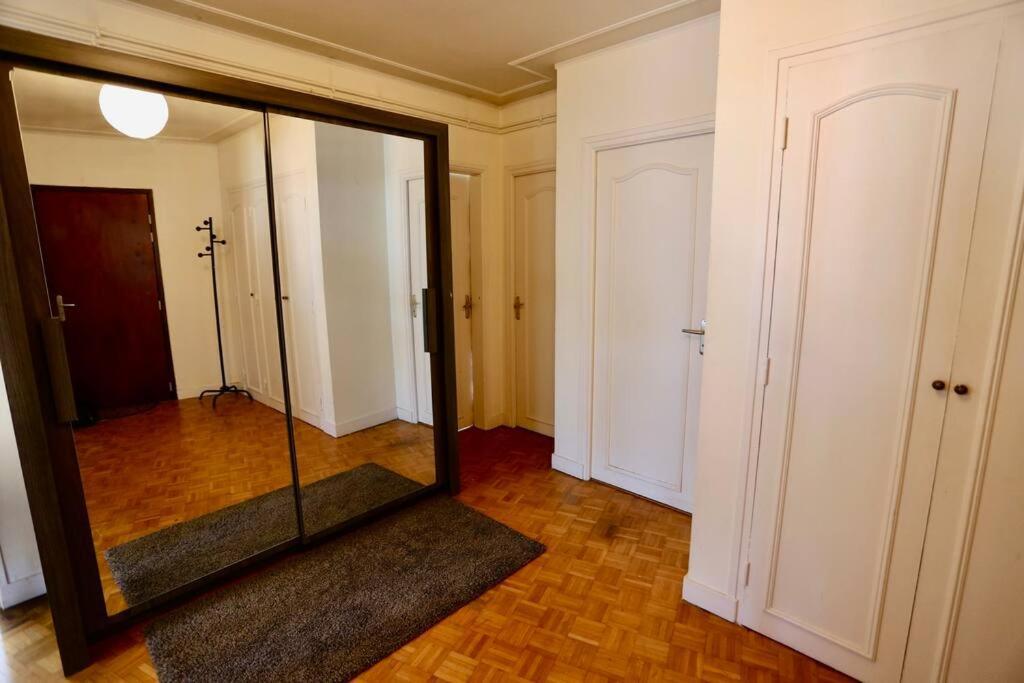 Joli Appartement Centre-Ville Брест Екстериор снимка